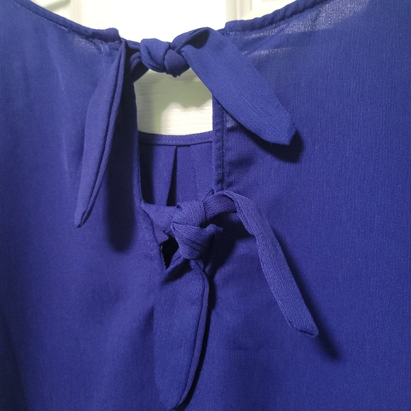 Torrid Blue Split Flutter sleeve Blouse With Pleated Neckline - Picture 5 of 10